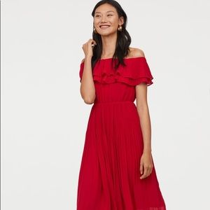 H&M Dresses - H&M Red Pleated Off the Shoulder Dress NWT H&M Dresses - H&M Red Pleated Off the Shoulder Dress NWT